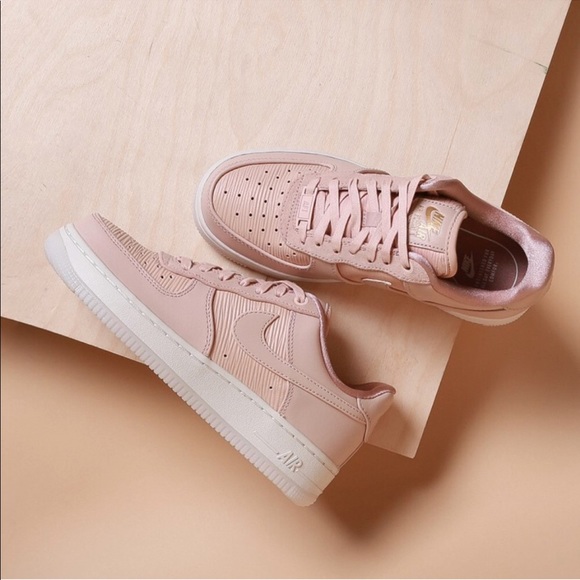 Nike Shoes - Women’s Nike Air Force 1 LX Size 12